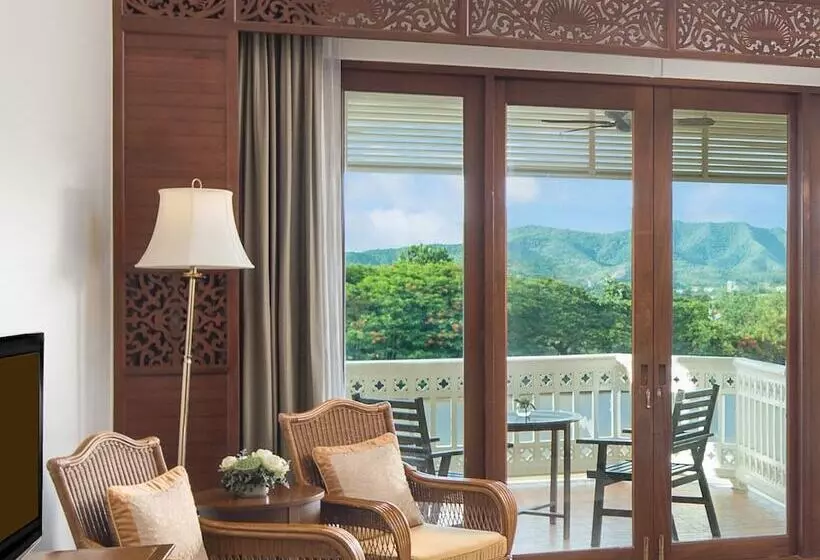 استودیوی استاندارد, Dheva Mantra Resort