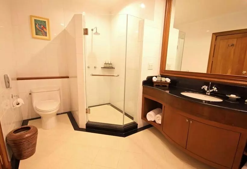استودیوی استاندارد, Dheva Mantra Resort