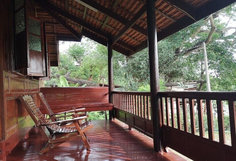 スーペリアー１ベッドルームビラ, Ayodhara Village