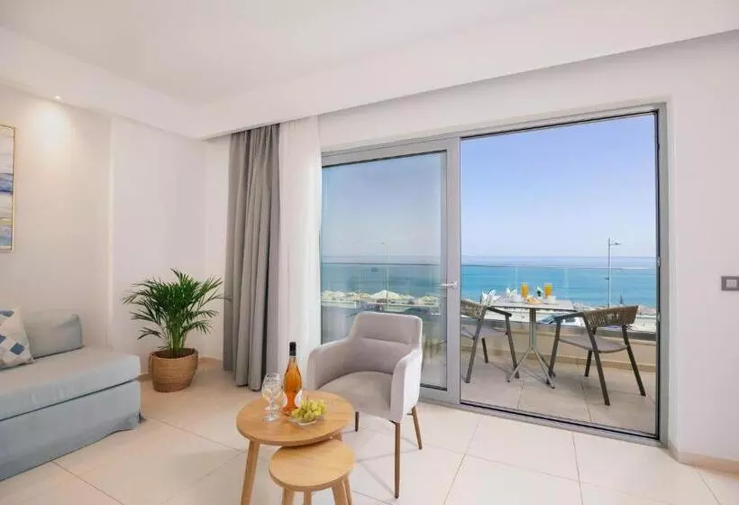 Suite Vue Mer, Batis Beach