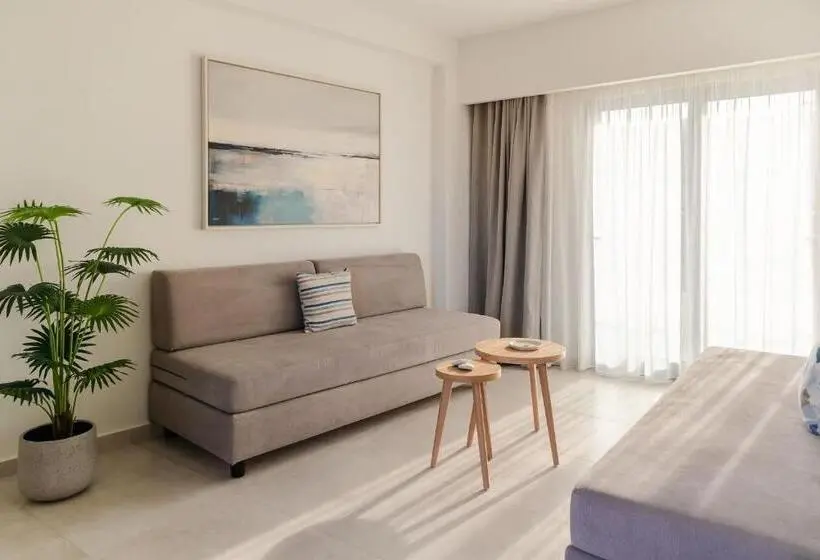 Suite Vue Mer Latérale, Batis Beach