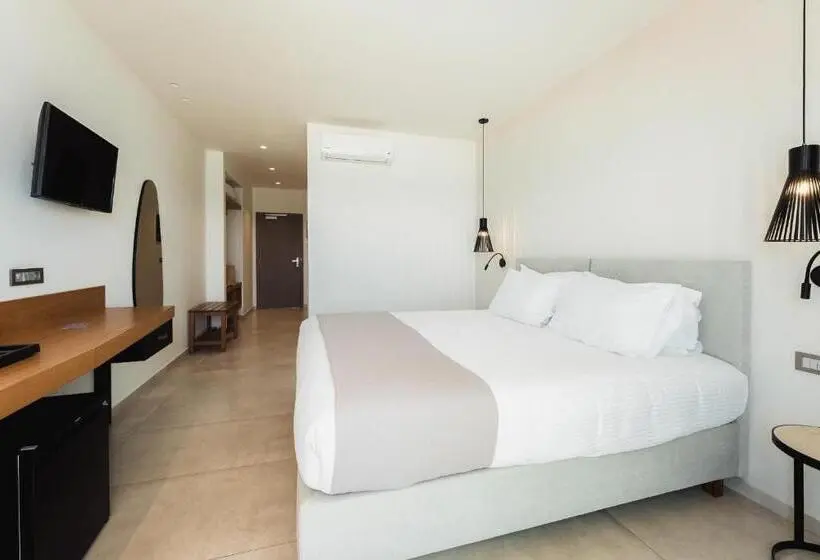 Chambre Confort Vue Ville, Batis Beach