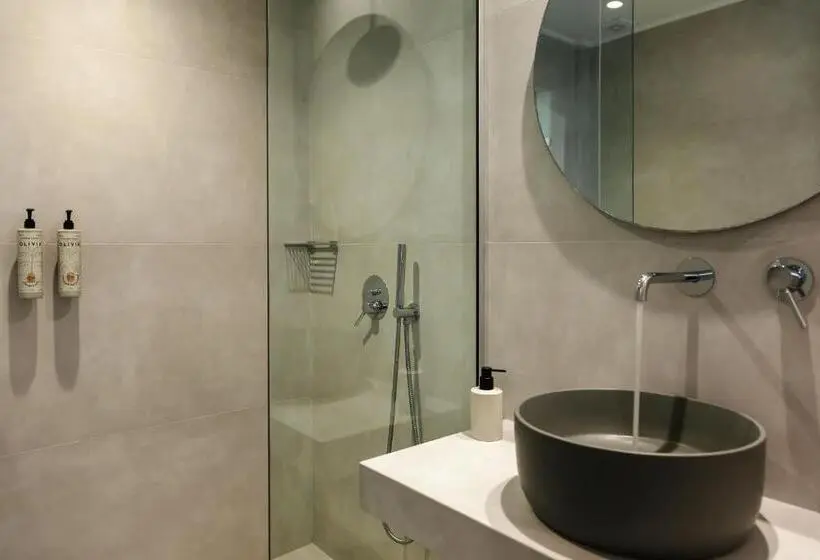 Chambre Confort Vue Ville, Batis Beach