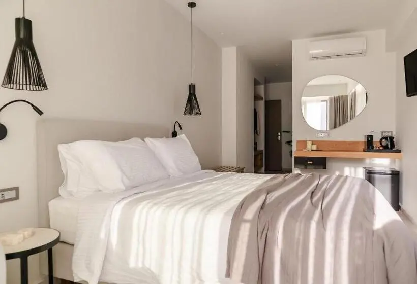 Chambre Confort Vue Ville, Batis Beach