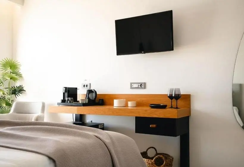 Junior Suite Vue Mer, Batis Beach
