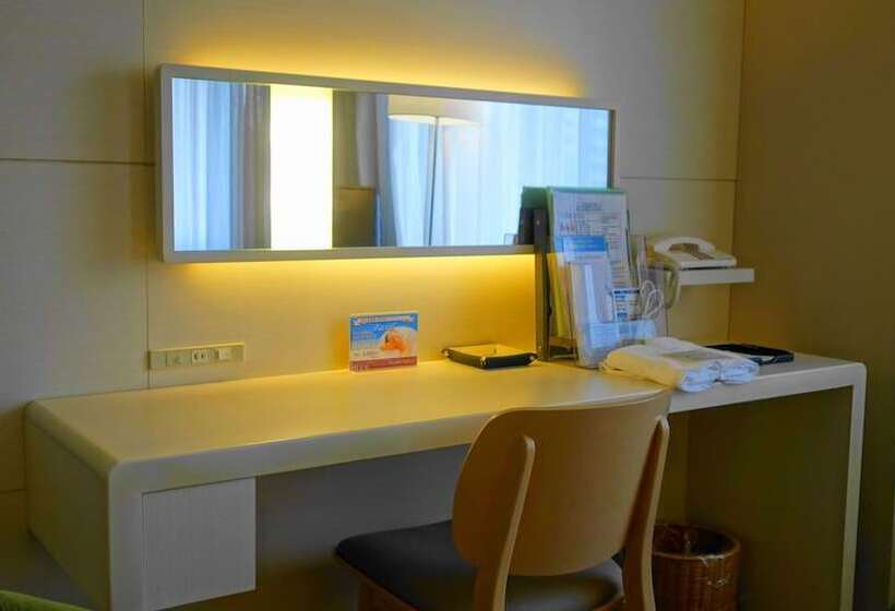 Номер Executive, City Plaza Osaka