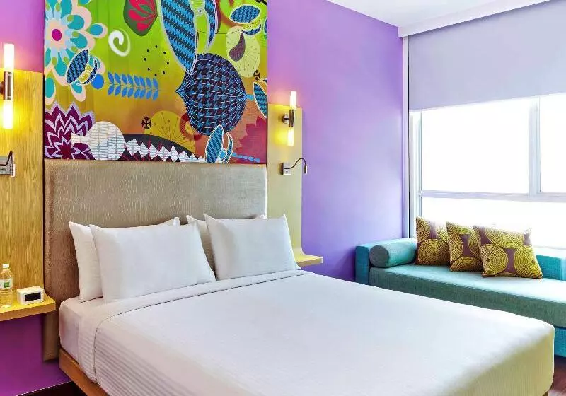 Standard-huone King-vuode, Hampton Inn & Suites Burlington, Nc