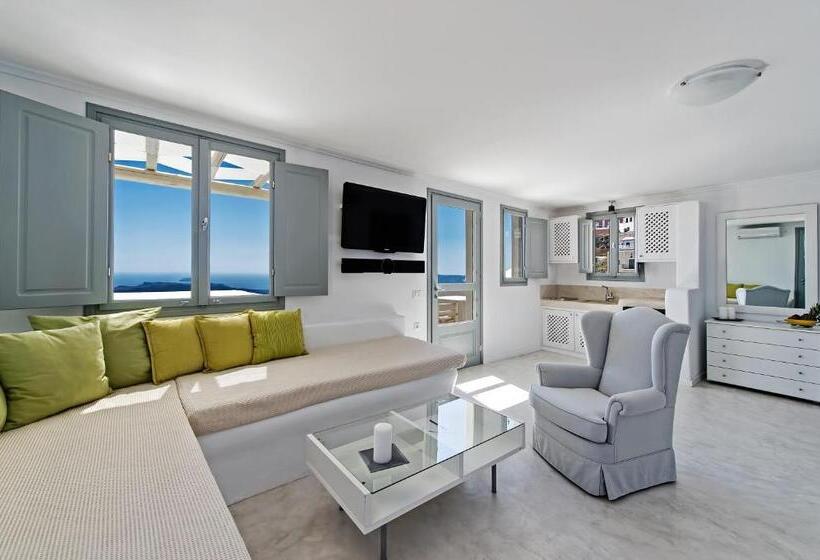 جناح ماستر مع إطلالات, Lava Suites & Lounge