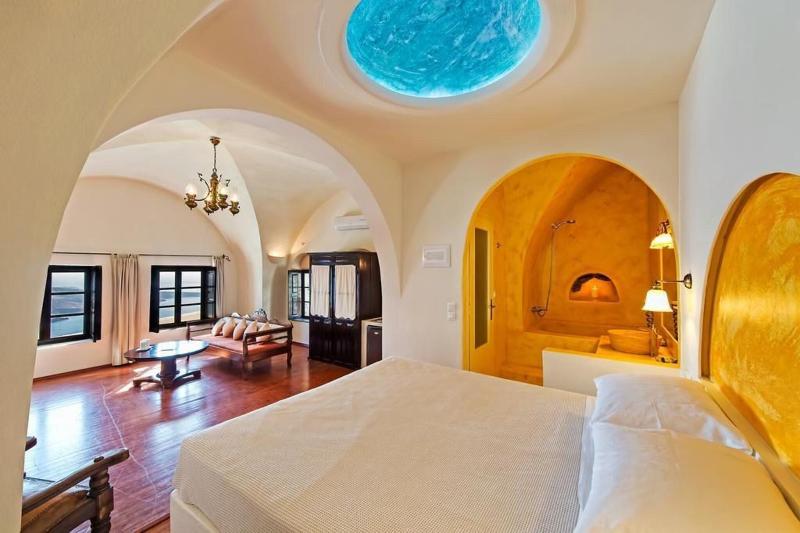 غرفة سوبيريور, Lava Suites & Lounge