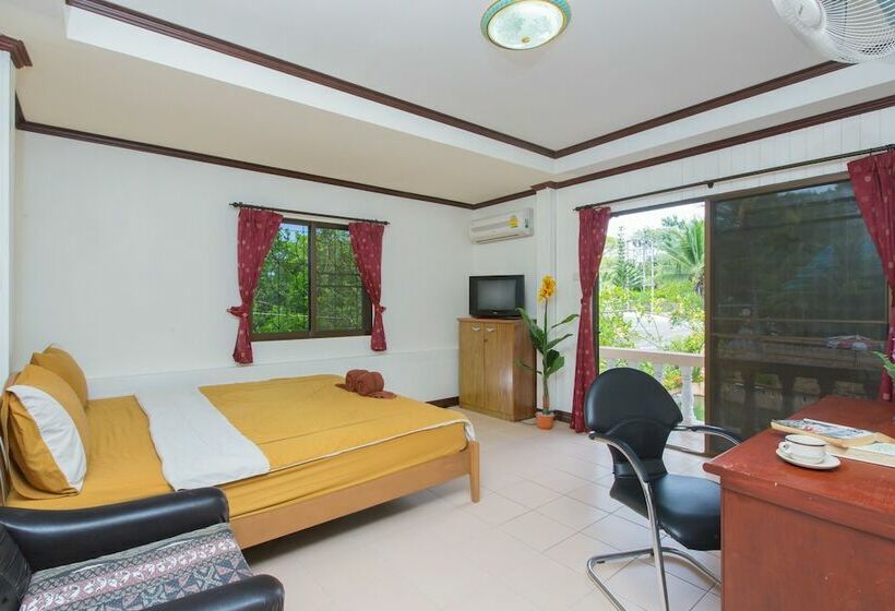 스탠다드 룸 킹사이즈 침대, Patong Rai Rom Yen Resort Sha