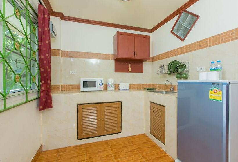 침실 1개 발코니 아파트, Patong Rai Rom Yen Resort Sha