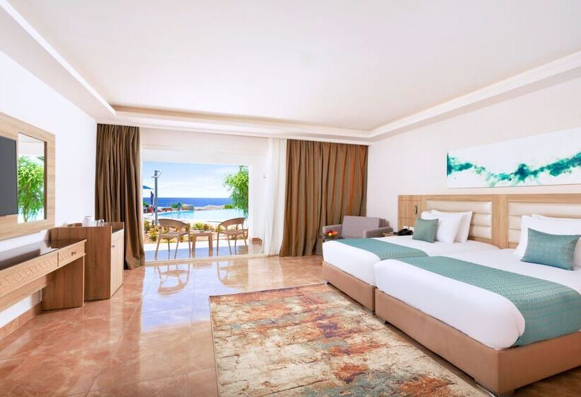 اتاق لوکس با چشم‌انداز استخر, Pickalbatros Palace Sharm   Aqua Park