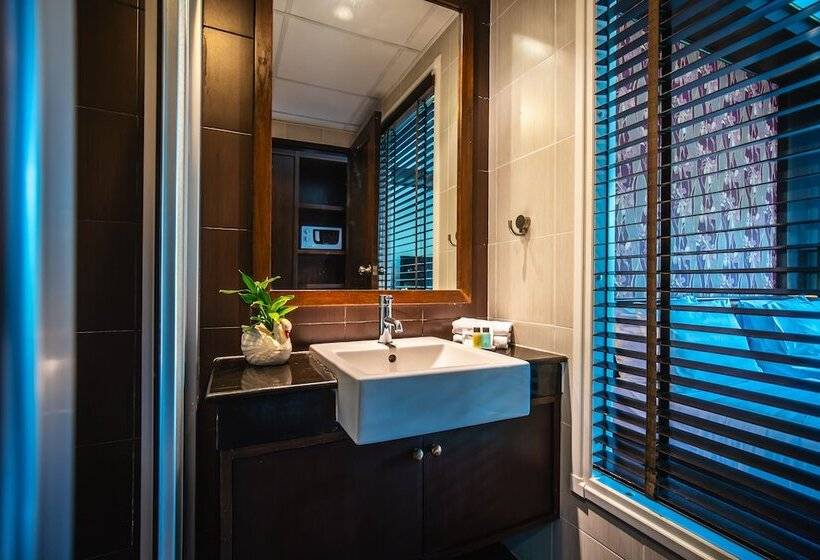 수피리어 룸, Ratana Hotel Chalong