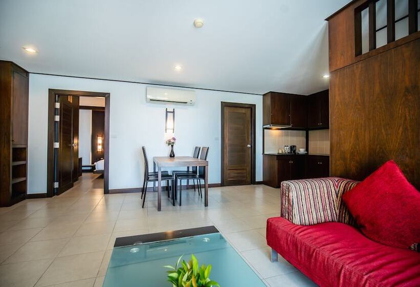 바다 전망 스위트, Ratana Hotel Chalong