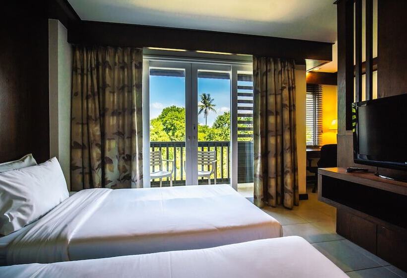Номер Deluxe, Ratana Hotel Chalong