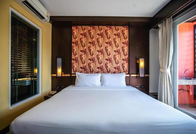 수피리어 룸, Ratana Hotel Chalong