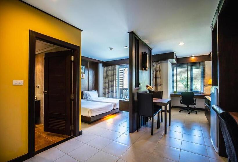 Номер Deluxe, Ratana Hotel Chalong