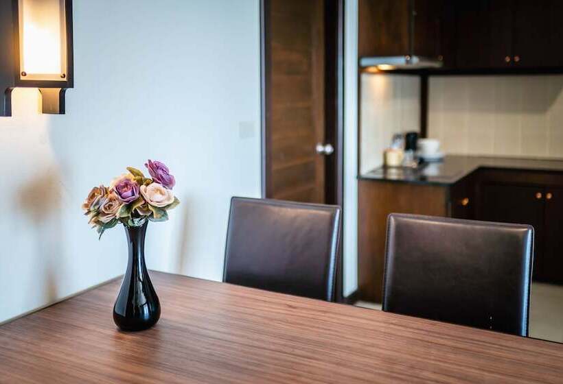 Люкс Вид на Море, Ratana Hotel Chalong