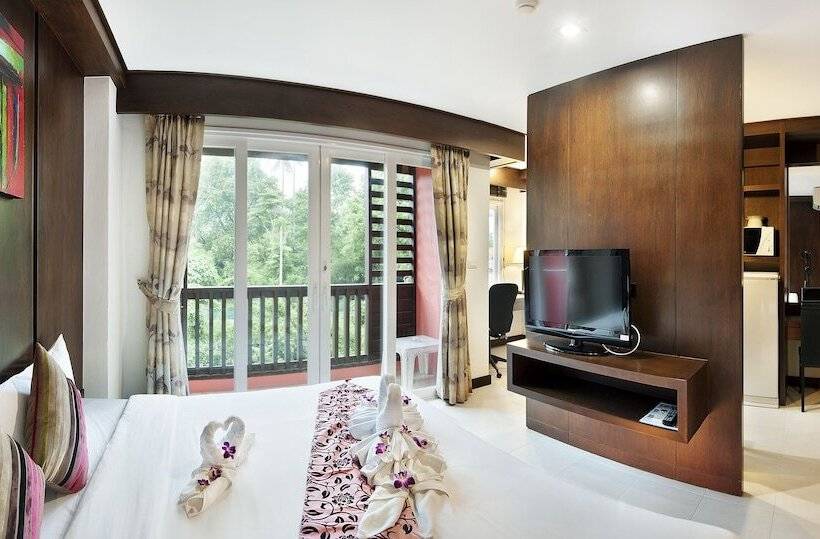 Номер Deluxe, Ratana Hotel Chalong