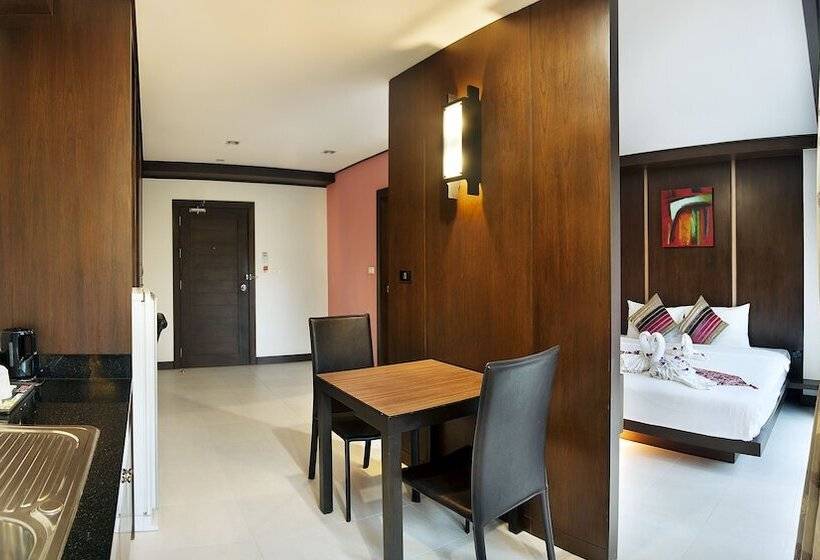 Номер Deluxe, Ratana Hotel Chalong