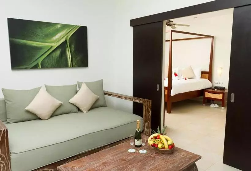 クラブスイート, Select Club At Sandos Caracol All Inclusive   Adults Only Area