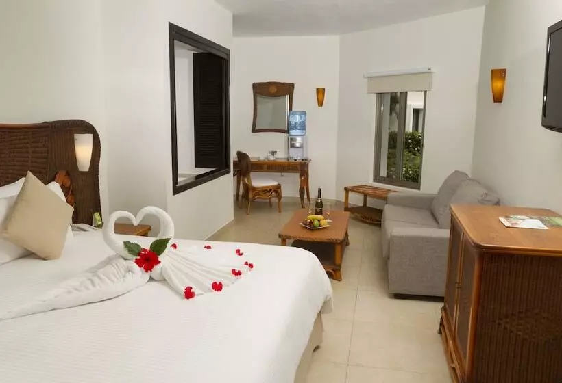 デラックススイート, Select Club At Sandos Caracol All Inclusive   Adults Only Area