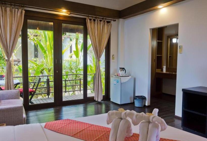 Бунгало Deluxe, Sasitara Residence