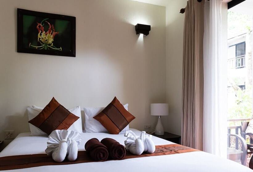 غرفة قياسية, The Hive