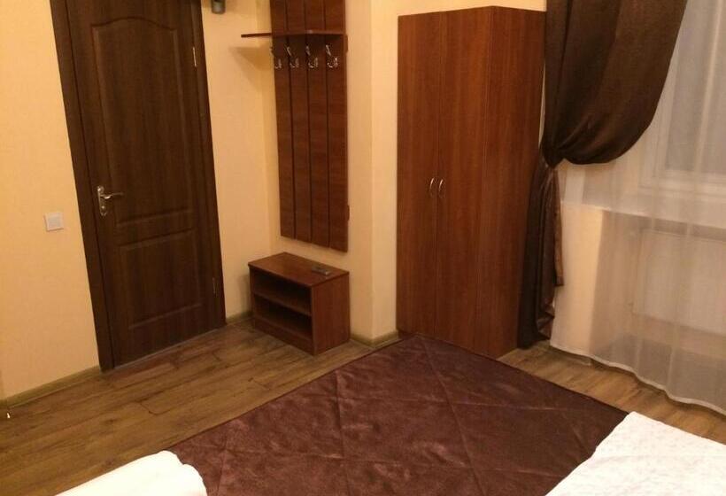 غرفة قياسية, Tsisar Bankir