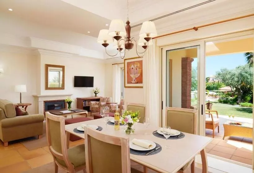 Villa 3 Makuuhuonetta, Monte Rei Golf & Country Club