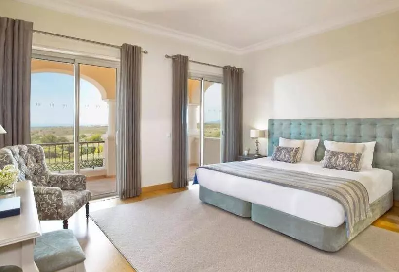 Villa 4 Makuuhuonetta, Monte Rei Golf & Country Club