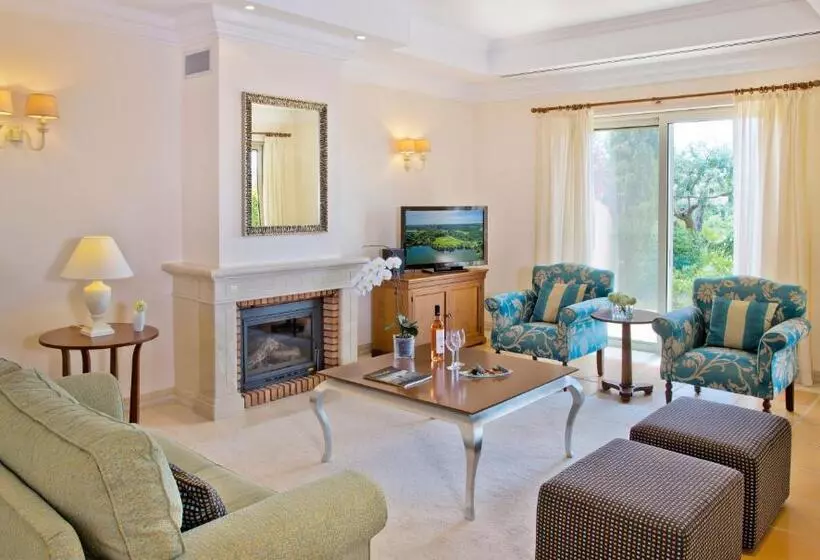 Villa 3 Makuuhuonetta Uima-allas, Monte Rei Golf & Country Club