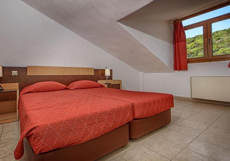 Семейный Номер, Aristoteles Holiday Hotel And Spa