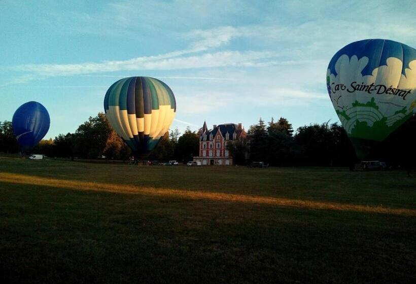 家庭间, Le Chalet Du Parc