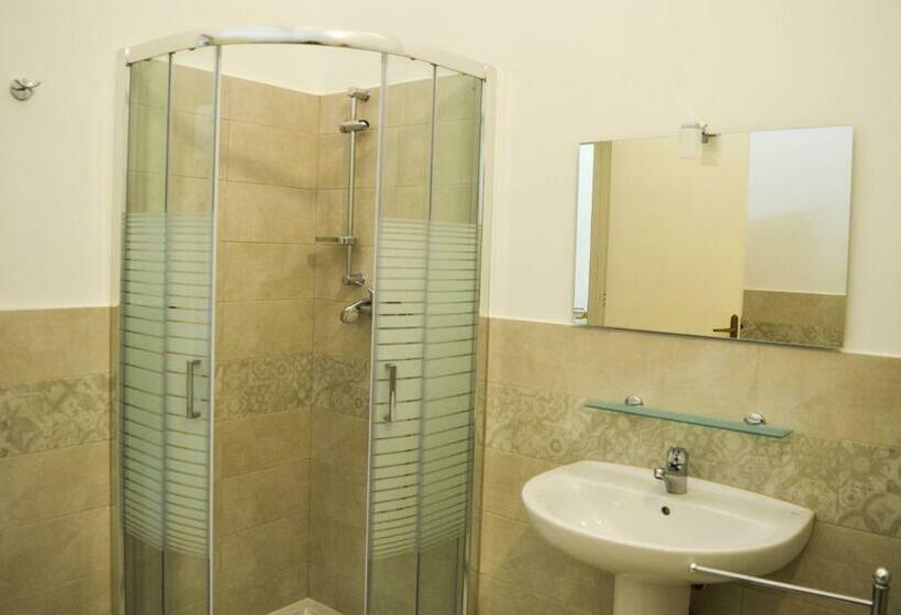 标准间, Borgo Greci