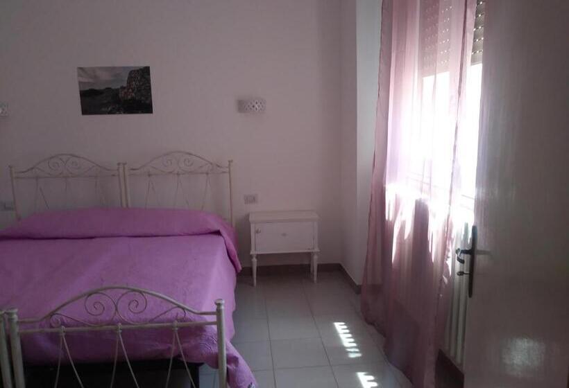 标准间, Borgo Greci
