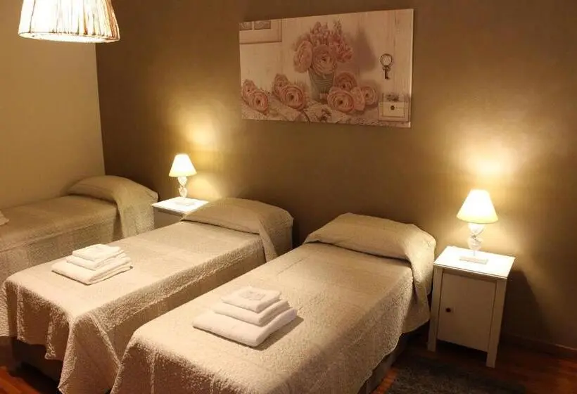 スタンダードトリプルルームの外観-バスルーム, B&b Villa Dei Cigni Reali