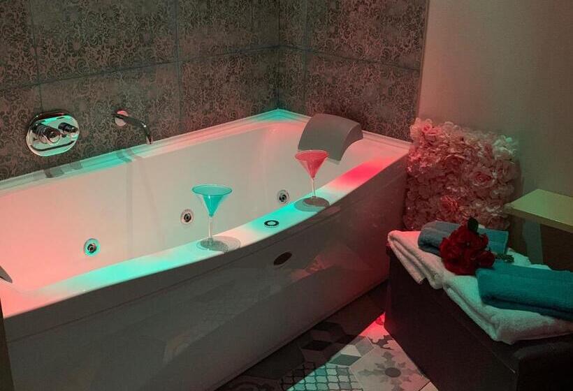 豪华房间, Manfredoniajacuzzi