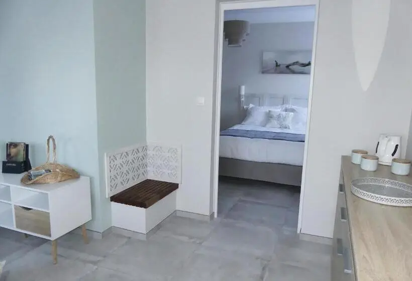 سوییت خانوادگی, Les Ambaciales