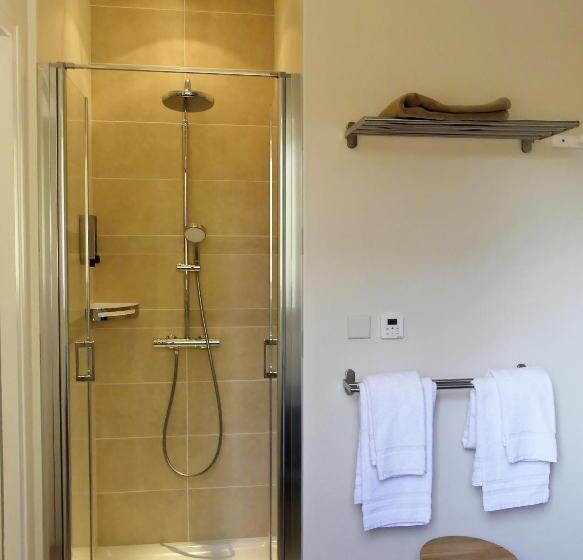 スタンダードルーム, Les Ambaciales