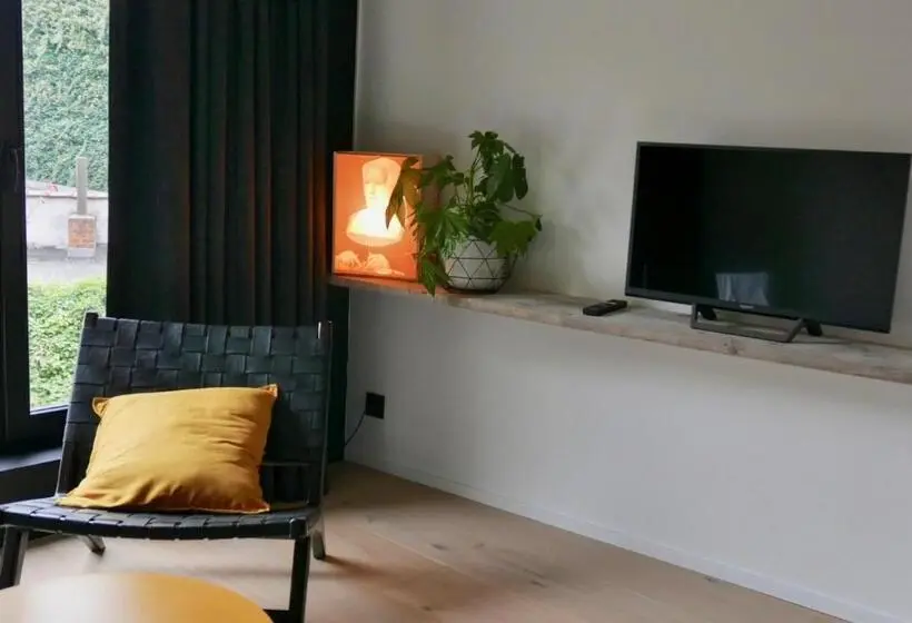 デラックスルーム, Margaretha S Room
