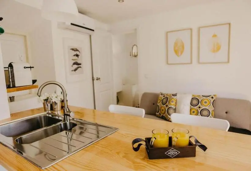 آپارتمان دوبلکس 1 خوابه, Casa Roaz
