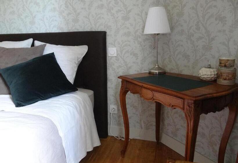 デラックスルーム, Les Tilleuls Chambres D Hôtes La Rochefoucauld