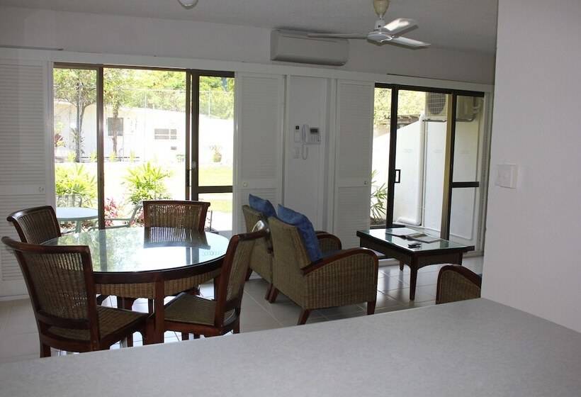 ガーデンビューの２ベッドルームアパート, Beachfront Terraces With Onsite Reception & Check In