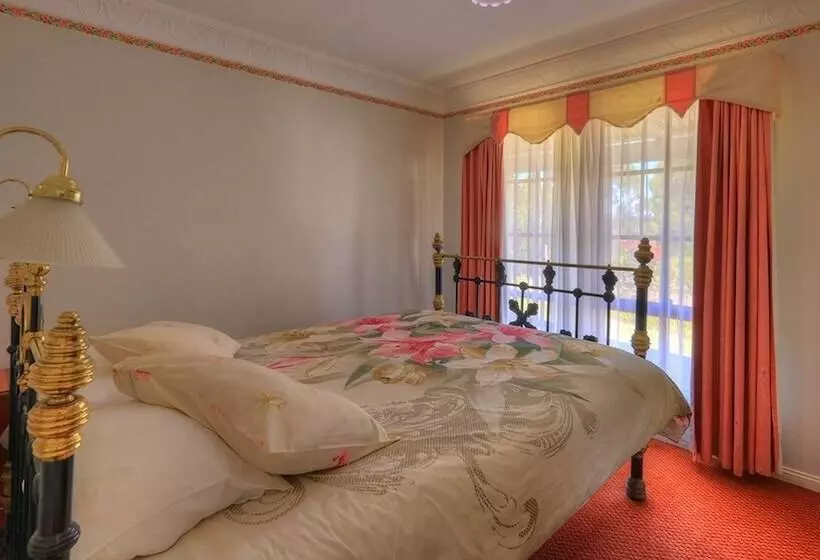 ２ベッドルームハウス, Hatchers Richmond Manor