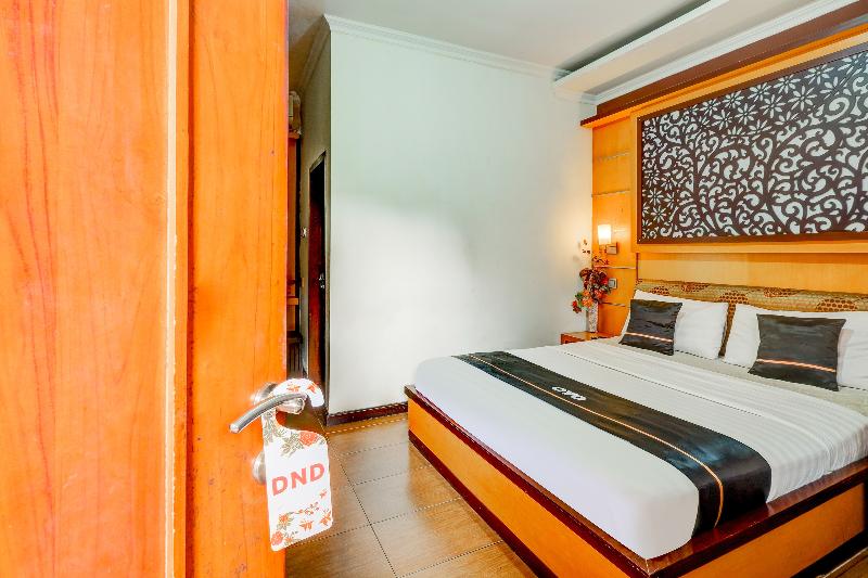 Номер Стандарт, Adya Nalendra Boutique