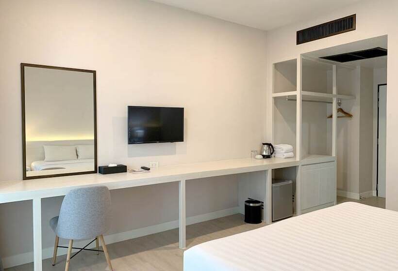 디럭스 룸, Amata Patong