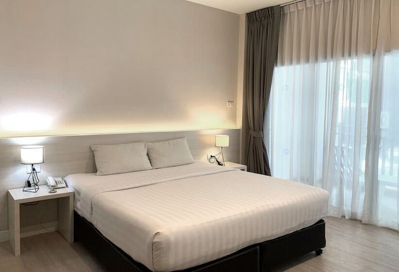 디럭스 룸, Amata Patong