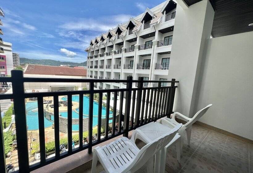 풀장 전망 디럭스 룸, Amata Patong