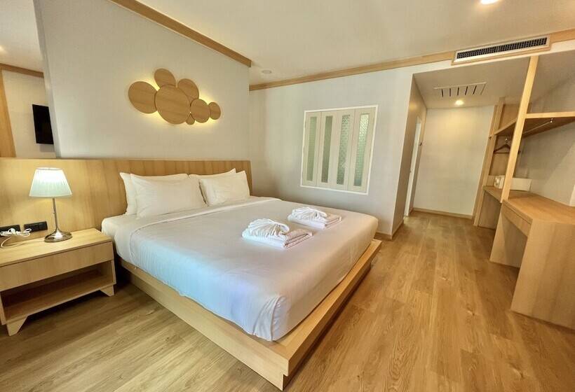 Номер Стандарт, Amata Patong